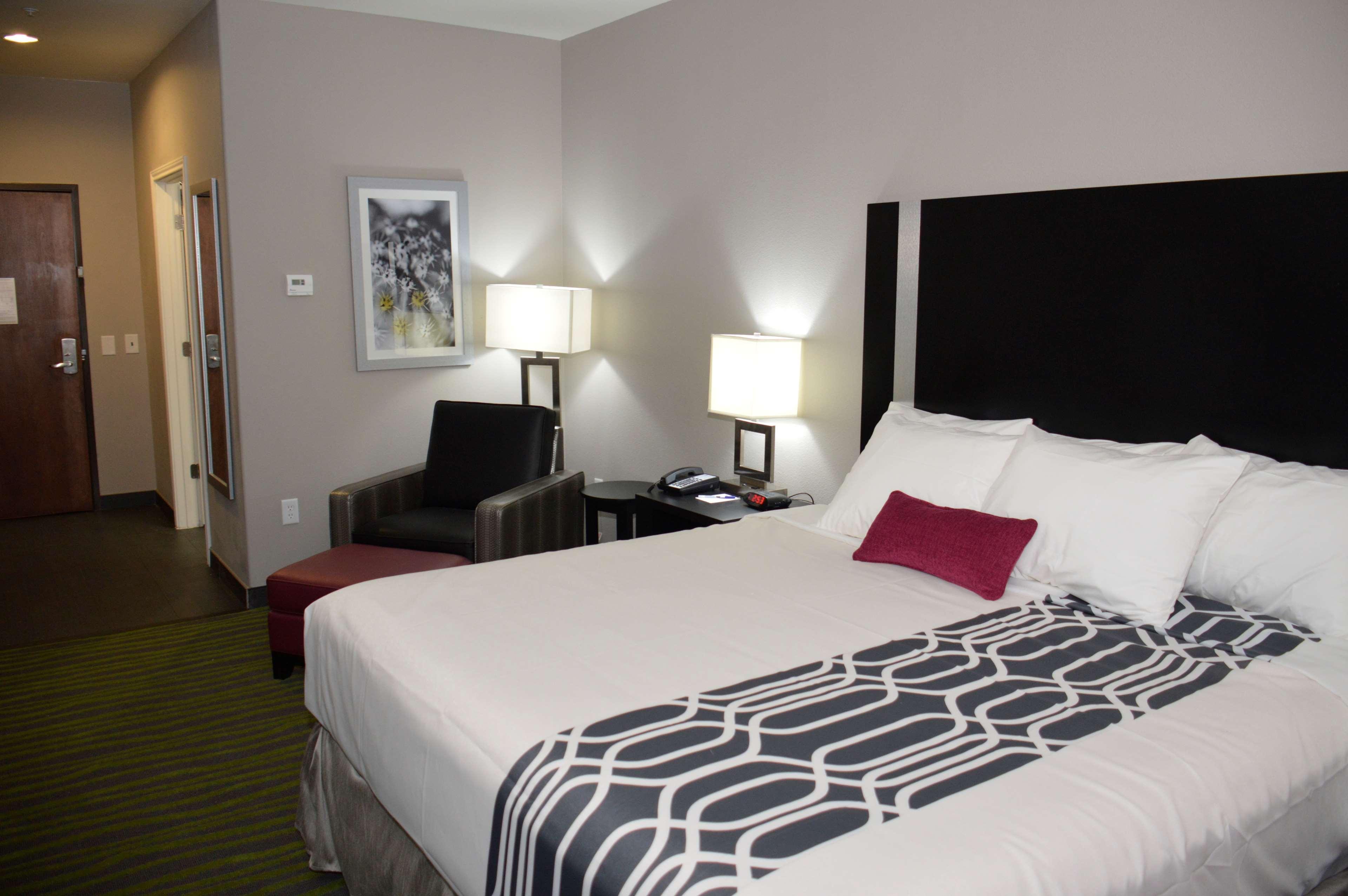 Best Western Plus Dilley Inn&Suites Extérieur photo