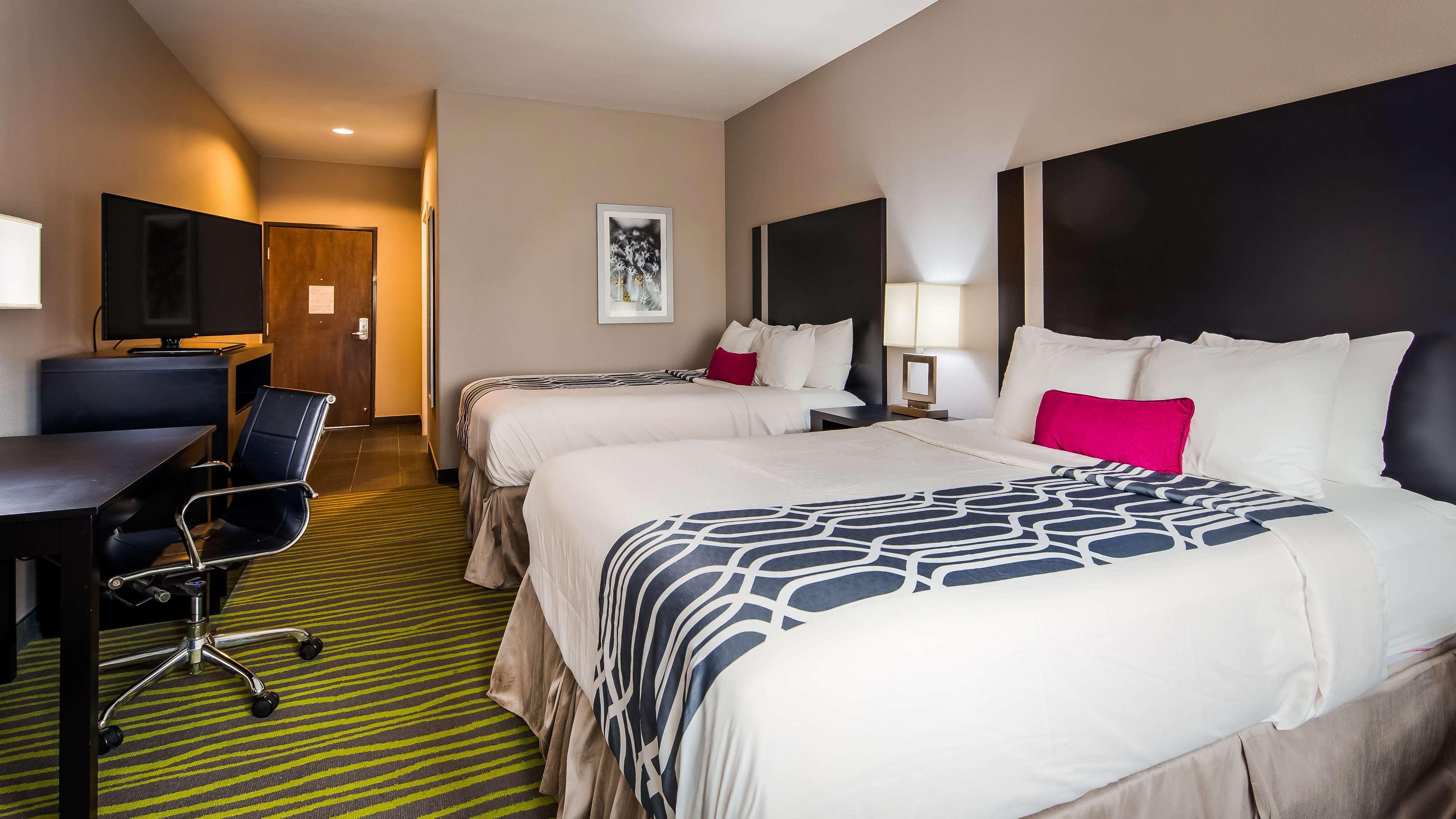 Best Western Plus Dilley Inn&Suites Extérieur photo