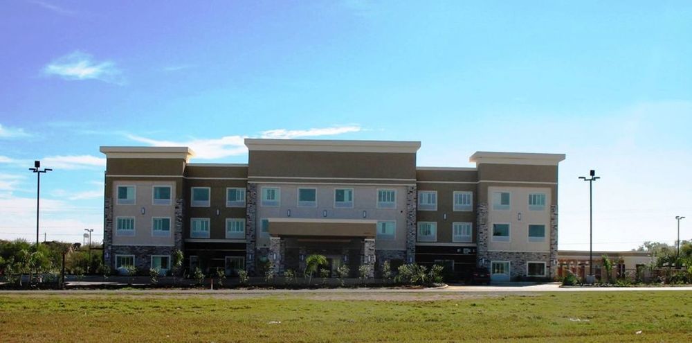 Best Western Plus Dilley Inn&Suites Extérieur photo