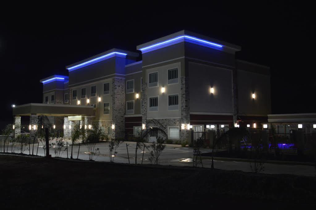Best Western Plus Dilley Inn&Suites Extérieur photo